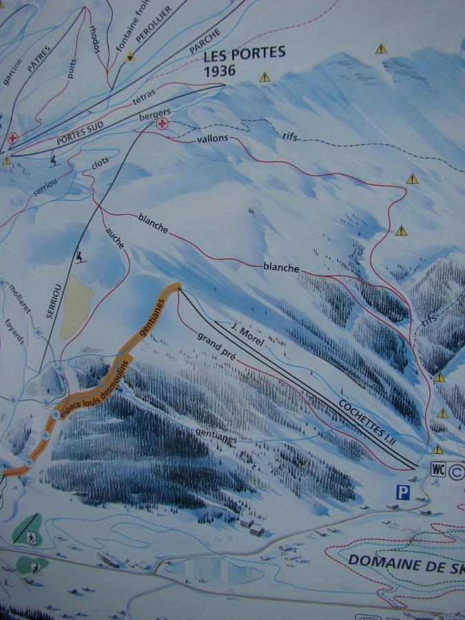 Studio Au Calme Face Aux Montagnes Dans Station De Ski La Morte Kültér fotó